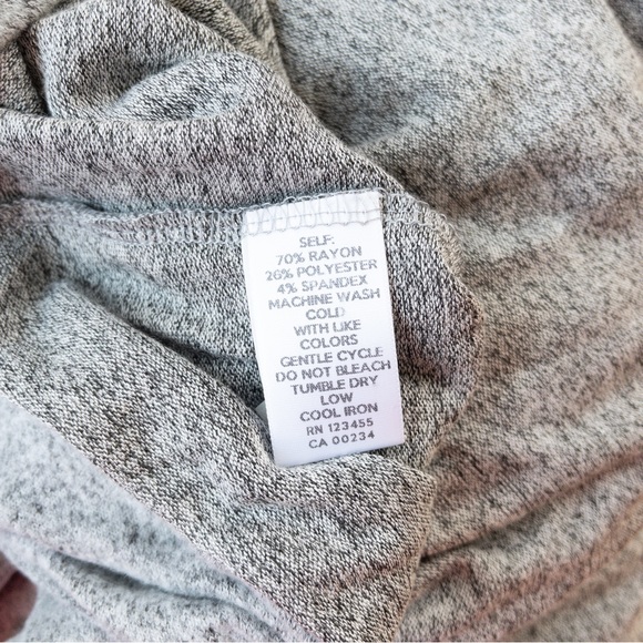 NWT Lord & Taylor Design Lab Grey Long Sleeved Cold Shoulder Draped Shirt Medium - Picture 7 of 7